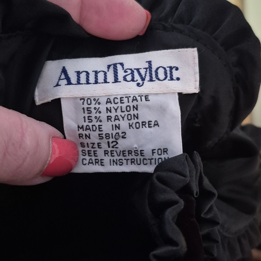 Vintage Ann Taylor Velvet Satin Trim Fitted Dress Sweetheart Neck Satin Rosettes - Picture 7 of 7